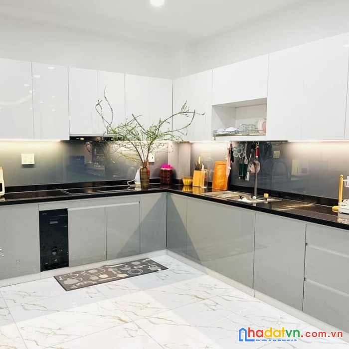 Bán nhà minh khai, dương văn bé, lô góc, ô tô tránh, thang máy 60m * 5t 11tỷ, full nội thất