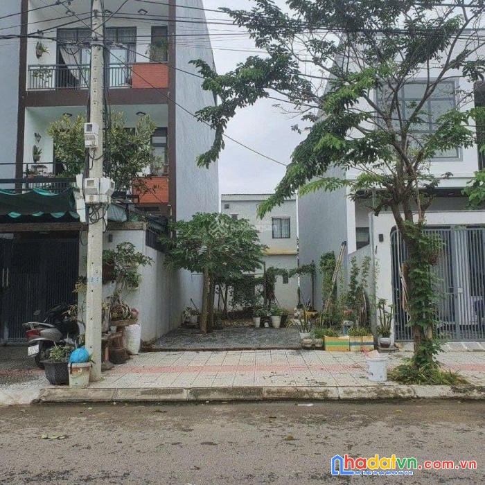 Cần bán lô đất 85m²(5x17) trong kdc hiện hữu đối diện bến xe #quận8 shr , xdtd