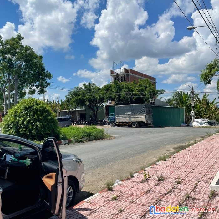 Chủ ngộp bank cần bán lô đất trong kdc phước đông mt quốc lộ 50