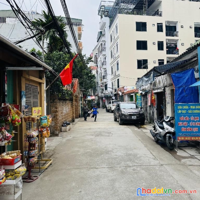 Hiếm – xuân đỉnh- ngõ ô tô – 30m sổ đỏ mặt tiền 4m – 2.75 tỷ 