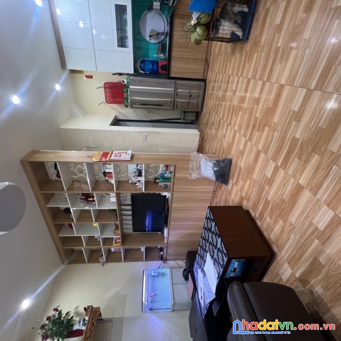 Tây hồ - 1.5 tỷ - nhà đẹp – ở ngay – 15m ra mặt phố -  ô tô đỗ cổng