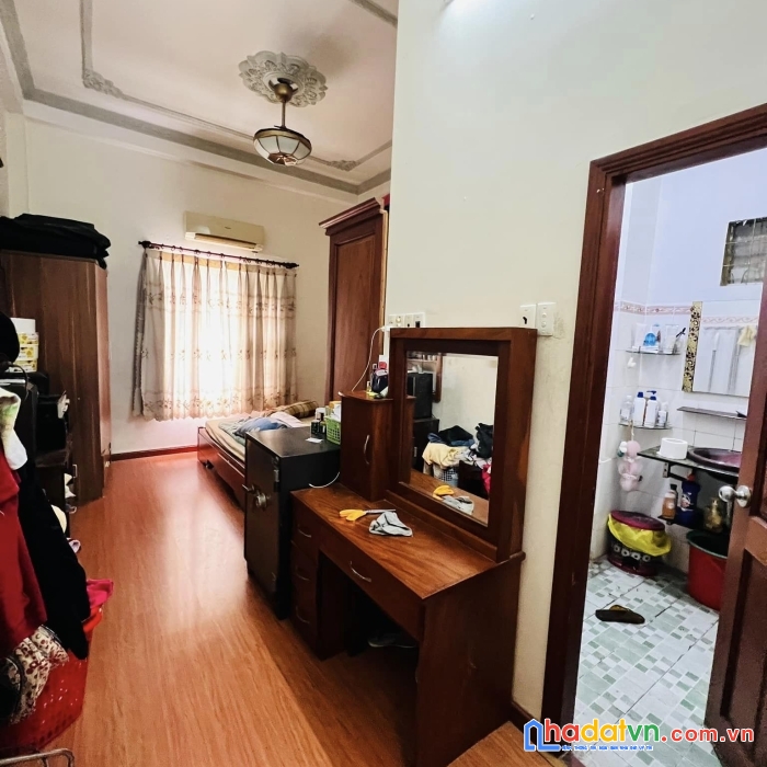 Nhà đẹp - hxh - phạm văn đồng - 70m2- 3 tầng - giá 5.x tỷ
