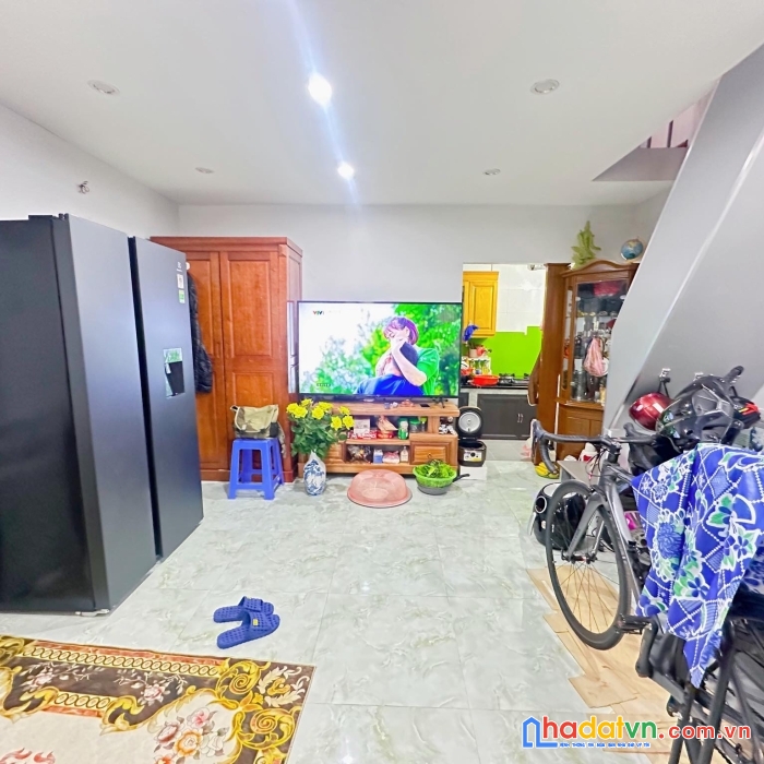 Lạc long quân- nhà mới ngõ rộng – mặt tiền 4m thênh thang – 1.65 tỷ 