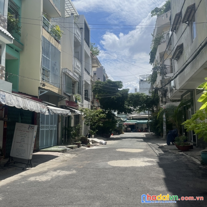 Bán nhà hẻm nội bộ 10m- âu cơ - phường 14 - quận 11 - 62m2 – chỉ 11 tỷ.