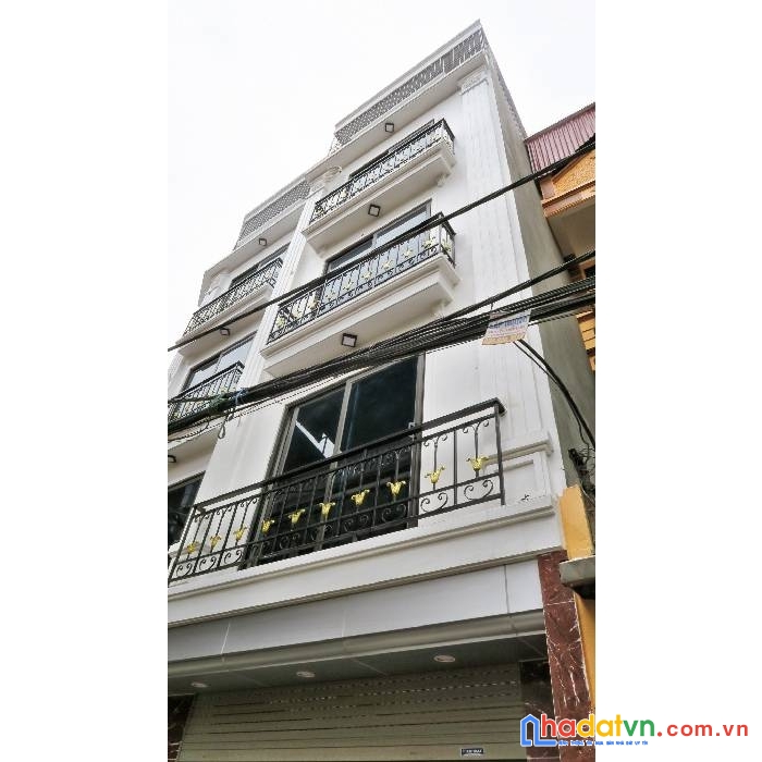 Tây hồ - nhà mới kính koong- ô tô – hoa hậu 5 tầng- tặng nội thất xịn xò–sổ vuông- 4 tỷ 