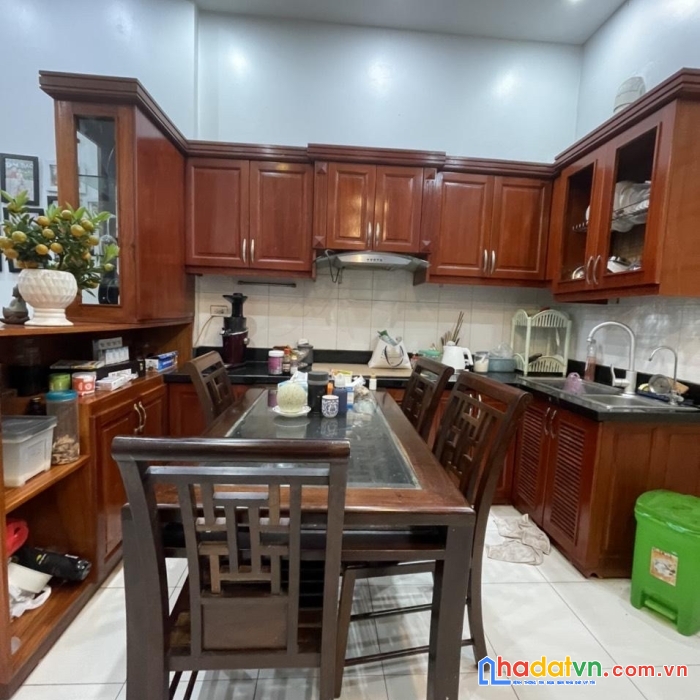 Bán nhà phân lô ngõ 61 lạc trung 50m 4 tầng vỉa hè 2m, ô tô tránh, 12 tỷ