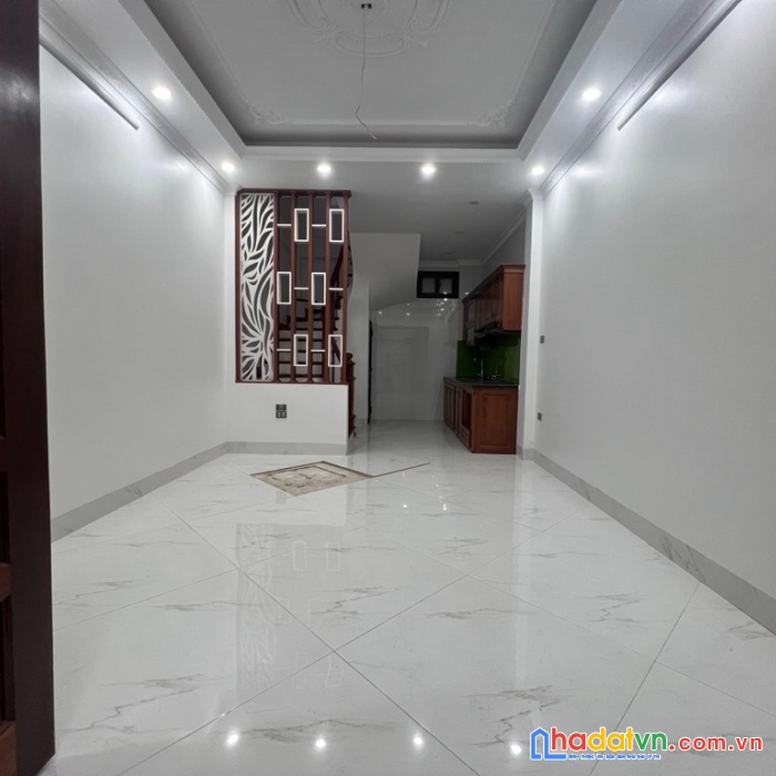 Tây hồ - 5 tầng mới tinh- cách 10m ô tô tránh – sổ vuông đẹp- mặt tiền 4m -  4.55 tỷ