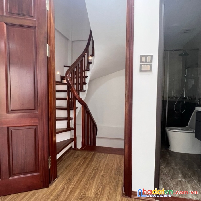 Tây hồ - 5 tầng mới tinh- cách 10m ô tô tránh – sổ vuông đẹp- mặt tiền 4m -  4.55 tỷ