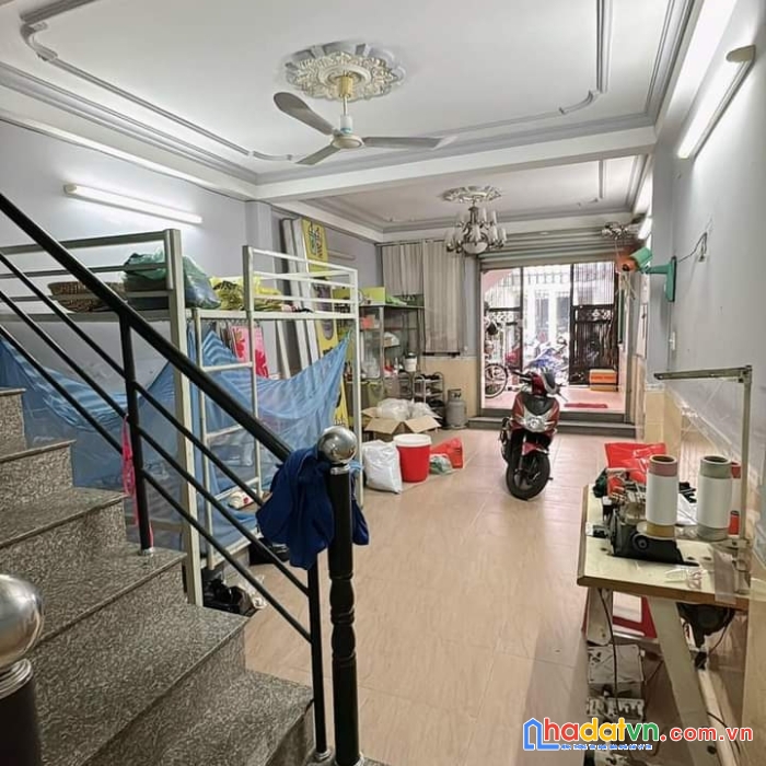 Bán nhà mặt tiền quận 11 4 tầng chỉ 14.5 tỷ