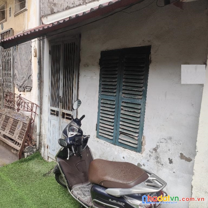 Tây hồ - hiếm – đất đẹp tây hồ - ô tô đỗ cổng- 30m sổ đỏ chính chủ- vuông vắn- 2.45 tỷ