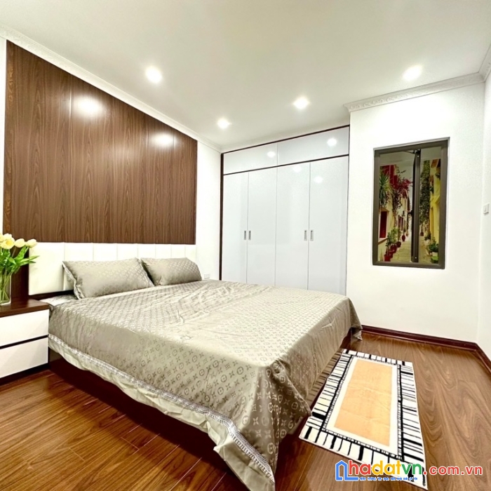 Bán nhà phố minh khai 55m2 * 5t mới. ngõ to, thông, gần phố, gần times city 7.33 tỷ