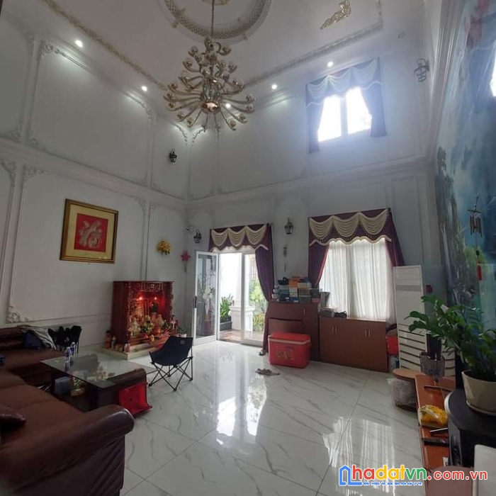 Bán nhà  hxh kinh doanh 4 tầng 182m2 ông ích khiêm quận 11 