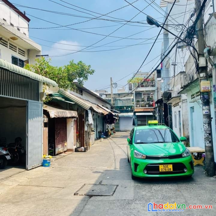 Bán nhà  hxh kinh doanh 4 tầng 182m2 ông ích khiêm quận 11 