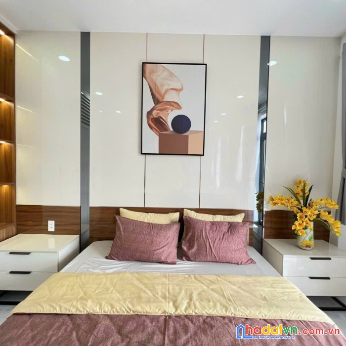 Ngộp ngân hàng cần bán gấp căn nhà mới 4x22m 6tỷ5 ngay tỉnh lộ 10- chợ bà hom tiện kinh doanh buôn bán