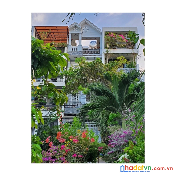 Bán nhà 7.62 x21m đường 43 phường tân quy q7 + 4 lầu