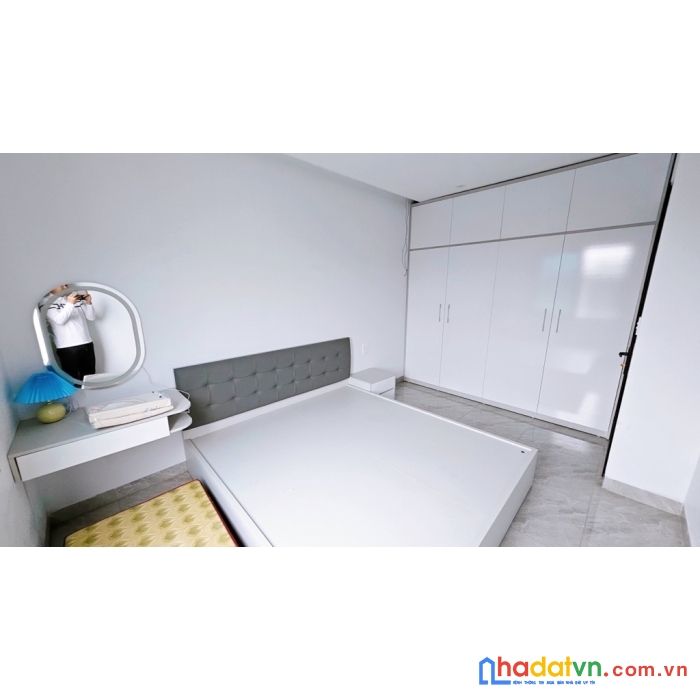 Tây hồ - nhà 3 tầng mới kính koong -mặt tiền 6m rông thênh thang – 1.95 tỷ 