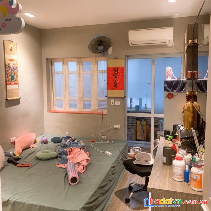Hoàng hoa thám- mặt ngõ thông- nhà đẹp 4 tầng – 3 pn rộng- full nội thất xịn – 4.85 tỷ 