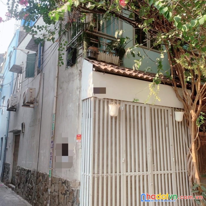 Bán nhà - hẻm xe tải tân sơn nhì - nở hậu tài lộc, gần chợ bà quẹo 
