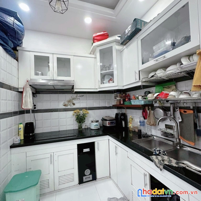 Bán nhà shr 27m2-3tang nguyễn duy cung gò vấp - liền kề emart 2 
