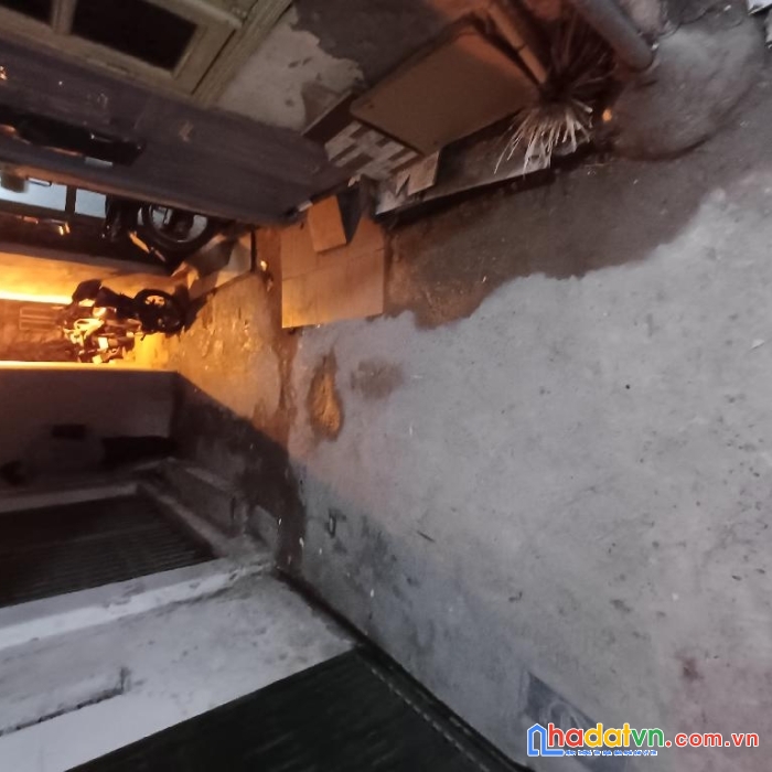 Hiếm- trung tâm- sổ đỏ chính chủ vuông- 4 tầng 2pn 2wc – 1.55 tỷ 