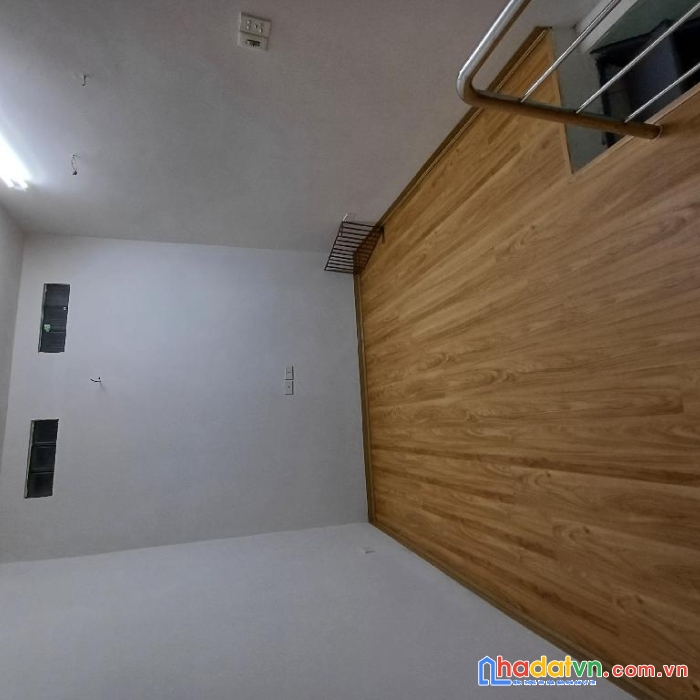 Hiếm- trung tâm- sổ đỏ chính chủ vuông- 4 tầng 2pn 2wc – 1.55 tỷ 