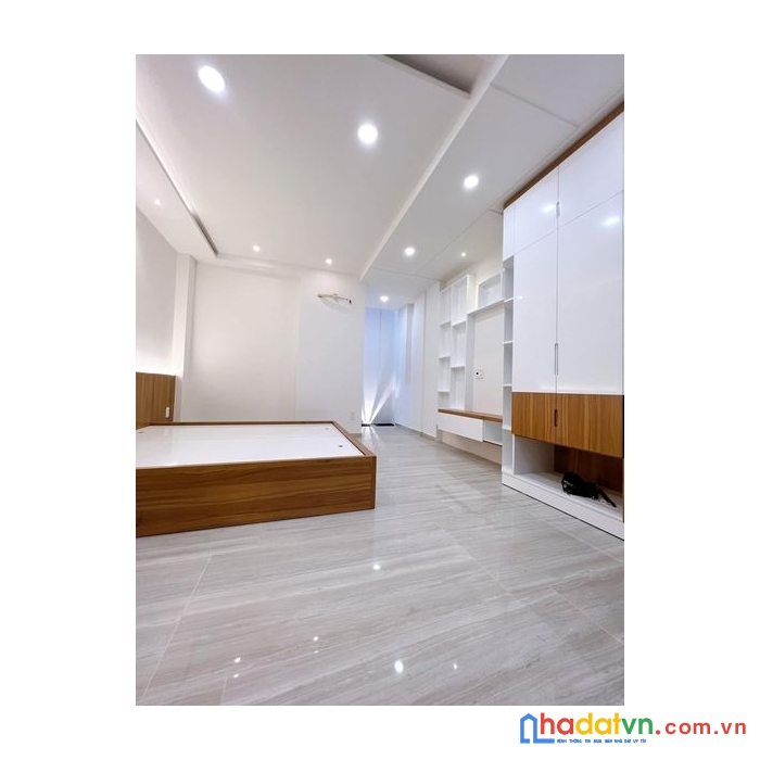 Chdv gần bv thống nhất 5 tầng có dòng tiền 40tr/th chdv mới 4m x 20m