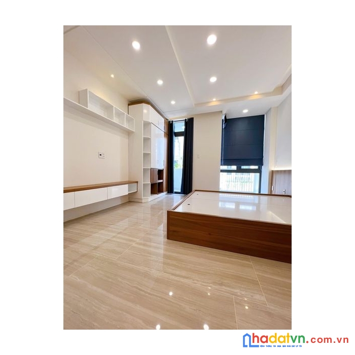Chdv gần bv thống nhất 5 tầng có dòng tiền 40tr/th chdv mới 4m x 20m