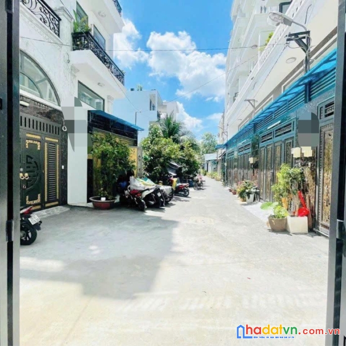 Nhà mới -full nội thất 36m2-4tang-hxh nguyễn duy cung gò vấp - liền kề emart 
