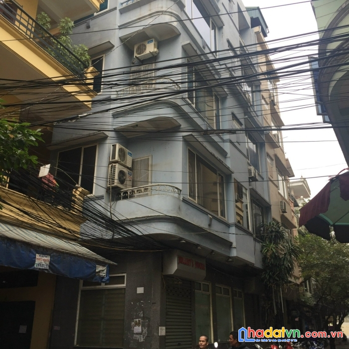 Căn hộ tt tầng 1 mặt ngõ thông thoáng, phố quỳnh mai , dtsd 65 m2 - giá chỉ: 2,1 tỷ