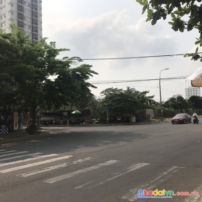 Cần bán gấp! nhà 2 tầng mặt tiền chính hữu sơn trà kinh doanh sầm uất-giá chỉ 6.5 tỷ tl