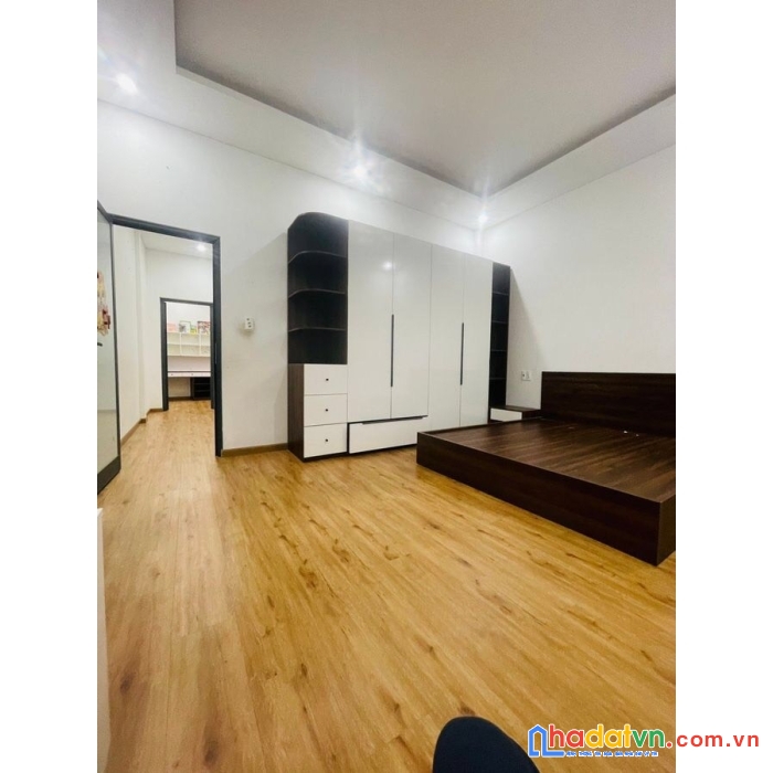 Bán nhà đẹp 3 tầng 3 mê mặt tiền tô hiệu hoà minh liên chiểu đà nẵng-130m2-chỉ 3.95 tỷ tl