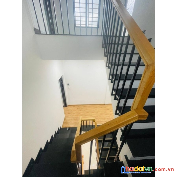 Bán nhà đẹp 3 tầng 3 mê mặt tiền tô hiệu hoà minh liên chiểu đà nẵng-130m2-chỉ 3.95 tỷ tl