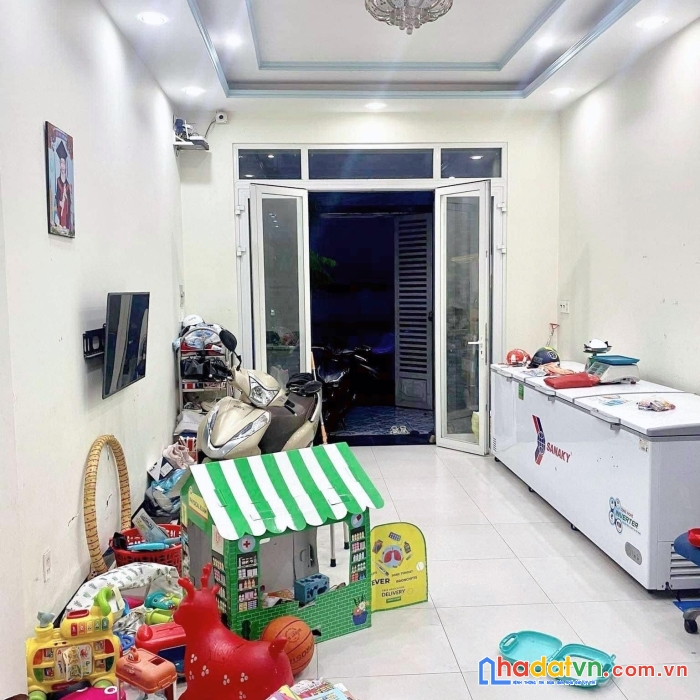 Bán nhà hxh 69m2-3tang gần trần thái tông giao phạm văn bạch - nở hậu nhẹ - 7 tỷ nhỉnh 0932030061

