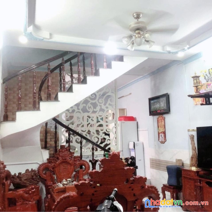 Bán nhà 45m2-2tang ngay emart phan huy ích gò vấp - xe hơi đổ cửa 
