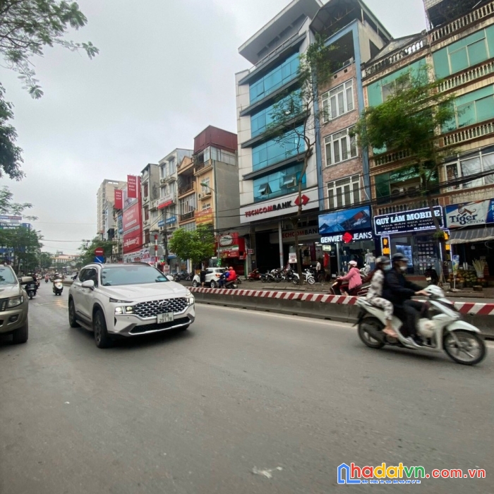 Ngõ 89 lạc long quân - ô tô đỗ cửa - thang máy - nhà đẹp mặt tiền rộng-4.7 tỷ 