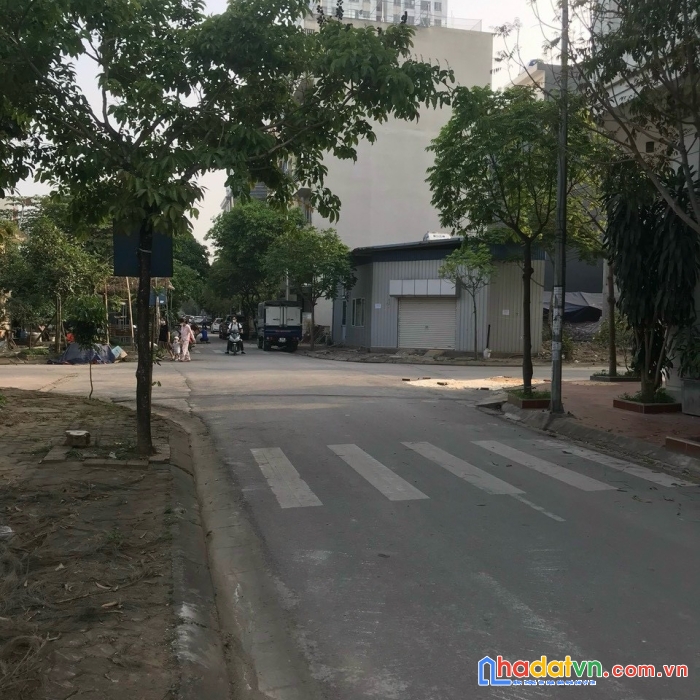 Chính chủ cho thuê nhà c4 có gác xép kđt kiến hưng. có điện 3 pha
