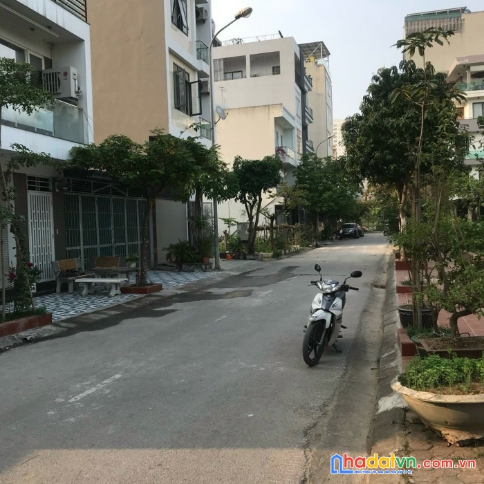 Chính chủ cho thuê nhà c4 có gác xép kđt kiến hưng. có điện 3 pha
