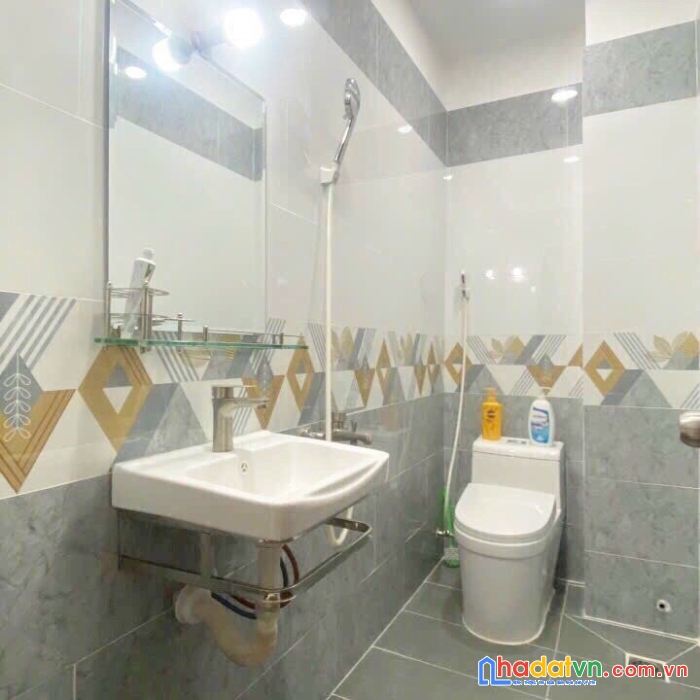 Nhà hẻm mã lò ,p bình trị đông a, bình tân dt 74m2 3,5 lầu 8pn 5wc giá 7 tỷ