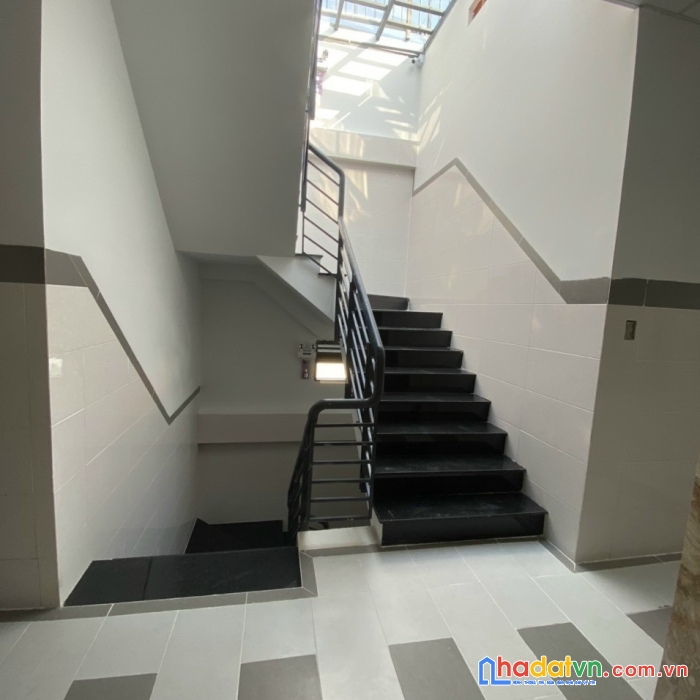 200m2 mặt tiền đường 35m giá giảm còn 7.8 tỷ tl 