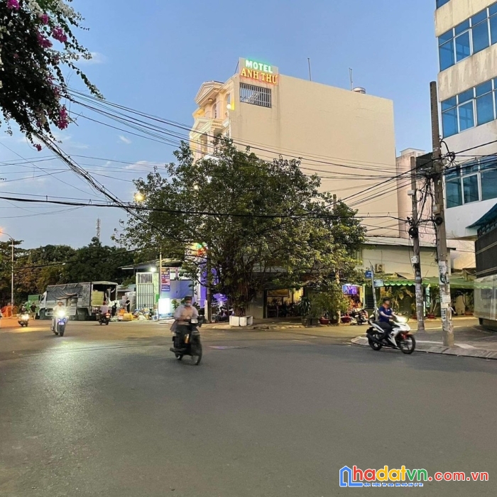 Mặt tiền an dương vương nối dài, 215m2, ngang 8m,