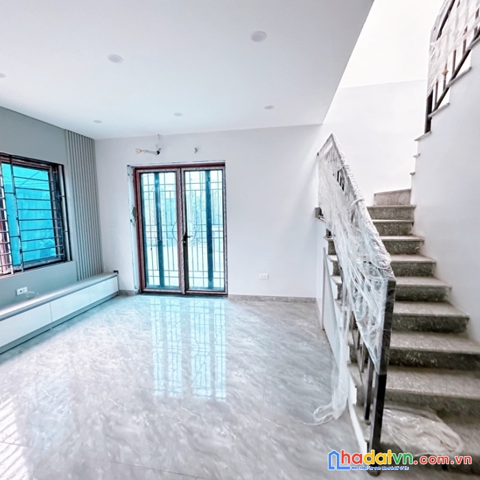 Tây hồ- quảng an- ô tô- lô góc- kinh doanh- nhà mới tinh- mặt tiền 6m – 2.2 