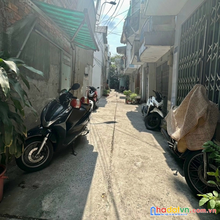 Nhà hẻm 3m đường số 14, p.bình hưng hoà a, q.bình tân dt 21m2 1 lầu