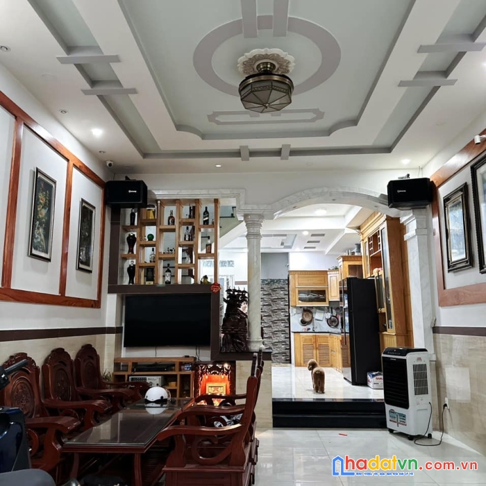 Bán nhà hxh đường lê thiệt, tân phú, 70m2, 4 tầng, 4pn, giá 6,8 tỷ