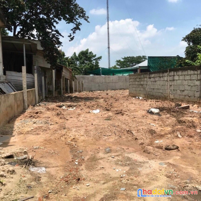 Ngộp bank cần nhượng gấp lô đất nền đường vườn thơm, xã bình lợi