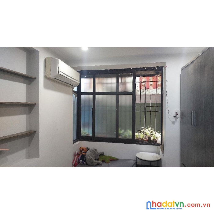 Hiếm – ba đình – 4 tầng sổ đỏ- ngõ nông gần ô tô- mặt tiền 3m- 2.15 tỷ 