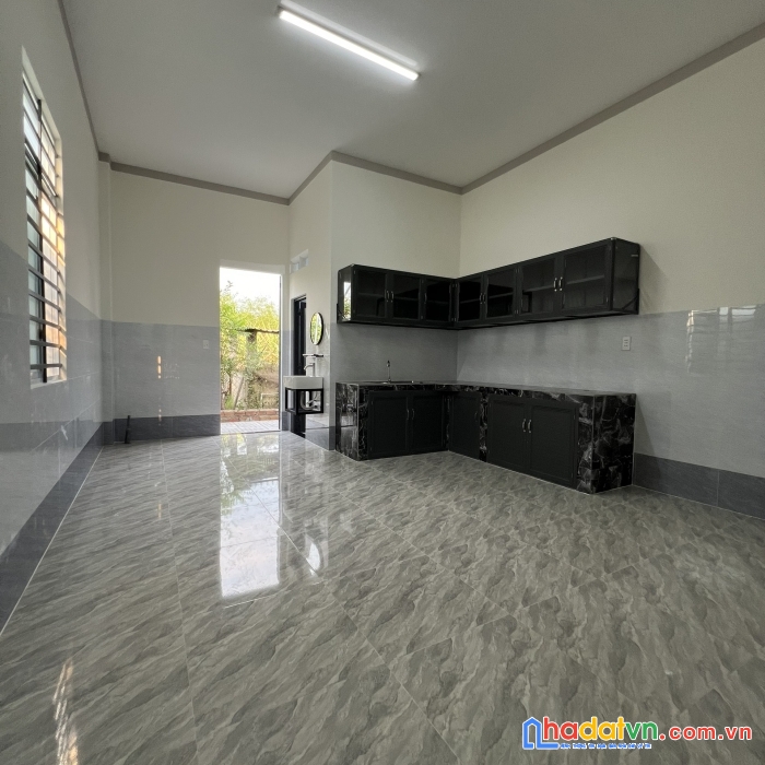 Bán nhà tây ninh đẹp mới xây, ô tô đỗ cửa, dọn vào ở ngay