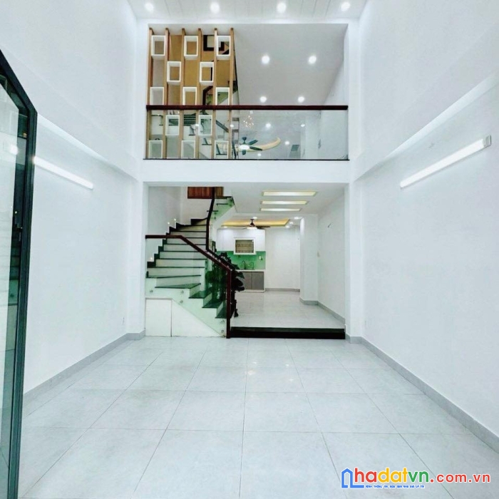 Nhà mới full nội thất 40m2-5tang hxh gần thống nhất giao phạm văn chiêu - giáp q12 
