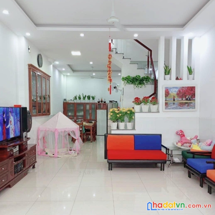 Bán nhà vip 55m2 huỳnh văn nghệ tân bình - xe hơi ngủ nhà - liền kề chợ bảo ngọc tú 