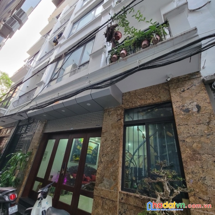Tây hồ -phố tứ liên-mặt ngõ 7 tầng thang máy-ngõ ô tô thông-nội thất vip- 12.35 tỷ 