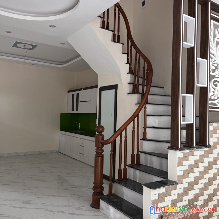 Chỉ 2,08tỷ có ngay hộ khẩu hà nội. nhà lô góc 3 tầng 40m2. cách kđt đô nghĩa 3km